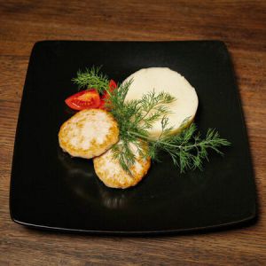 Пюрешка с куриной котлеткой