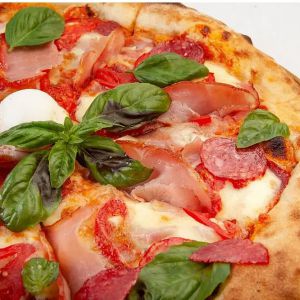 Піцца м'ясна