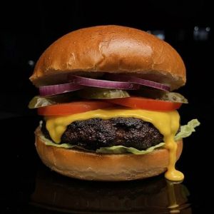Доставка Бургер з яловичиною из CAPO_food Бургер з яловичиною
