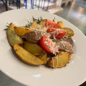 Картопля з розмарином