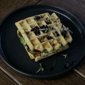 Вафл-сендвіч з креветкою