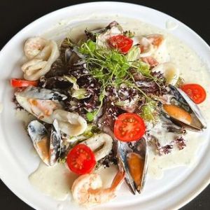 Доставка Салат Теплий з морепродуктами из Дитяче Королівство Салат Теплий з морепродуктами