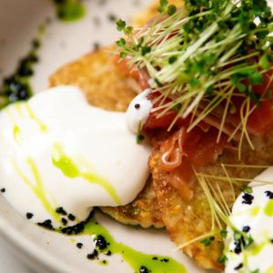 ДЕРУНИ З ЛОСОСЕМ