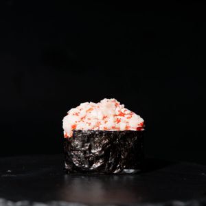 Гункан з креветкою