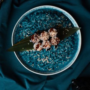 Макі з вугром