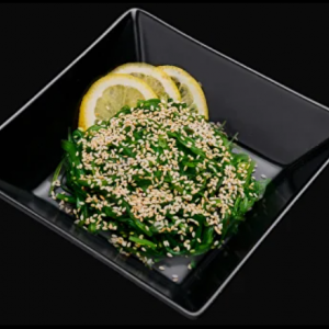 (водорості чука, горіховий соус, кунжут)<br>180 г<br> Салат Чука