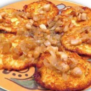 Деруни зі шкварками