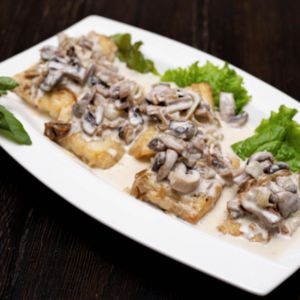 Філе судака з вершковим соусом