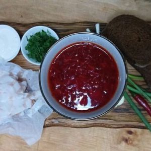 Борщ з салом