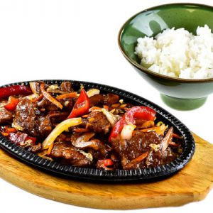 З телятини,з картоплею і овочами