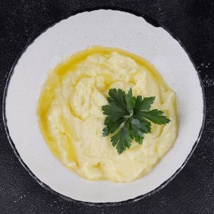 Картопляне пюре з пармезаном і вершками