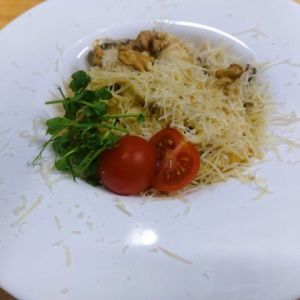 Паста з телятиною