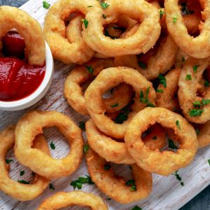 Кільця кальмарів у фритюрі