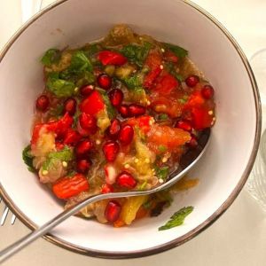 Салат з овочів, запечених на вугіллі