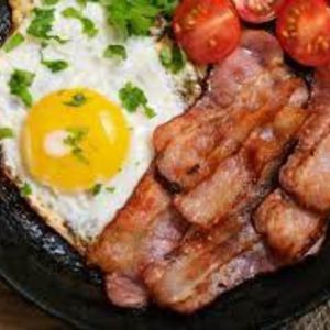 Яєшня с беконом